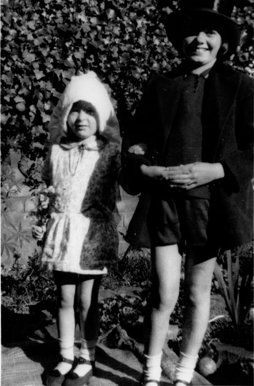 Dorothy English and Lexie